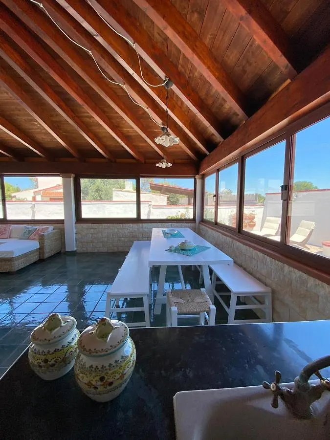 Casa vacanze Appartamento in villetta a Spiaggia Grande a 2 passi dal mare Calasetta